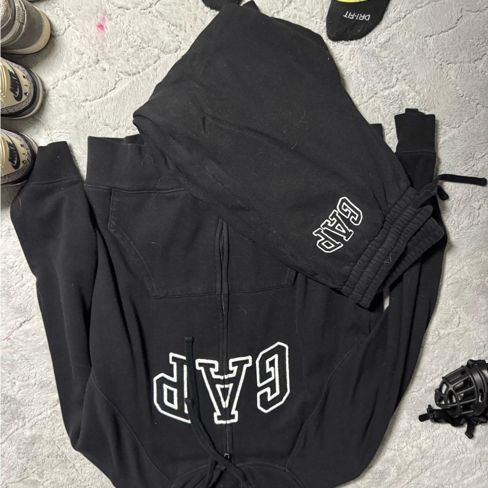 GAP Charcoal Gray Hoodie and Joggers Set